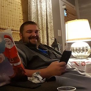 Meet your Posher, Derek